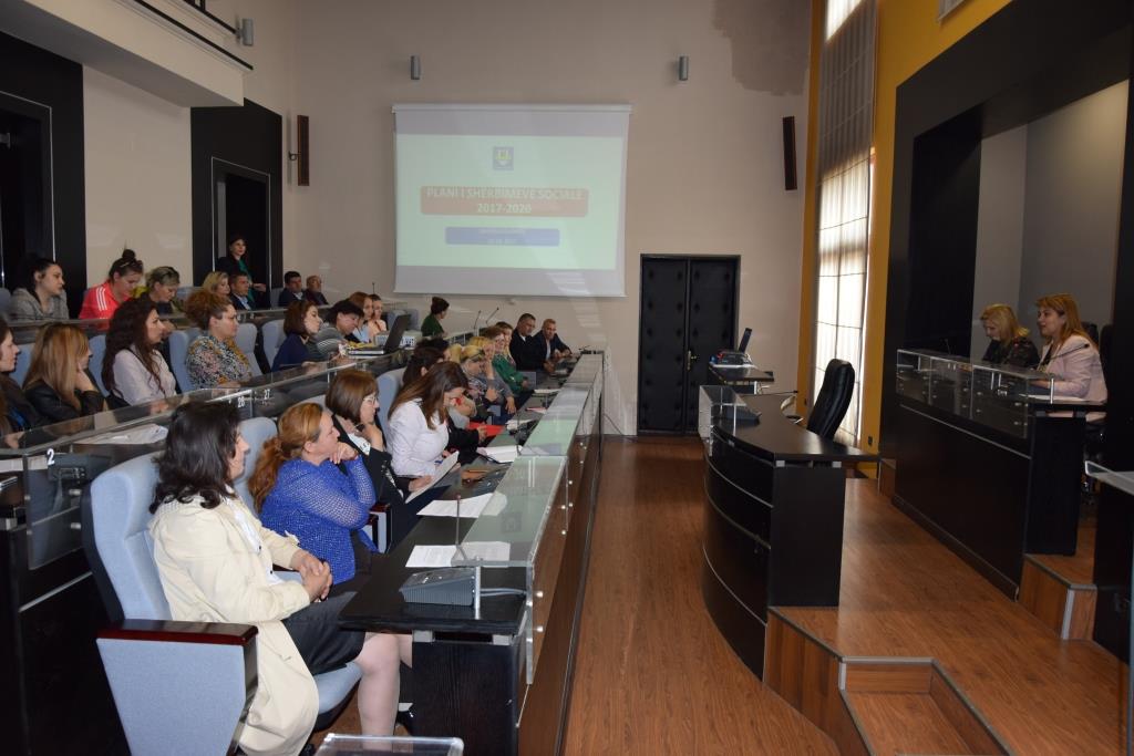 Durrës, zhvillohet dëgjesa publike e Drejtorisë së Shërbimeve Sociale