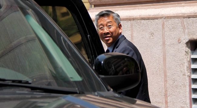 Fatmir Mediu kafe pune me ambasadorin Donald Lu