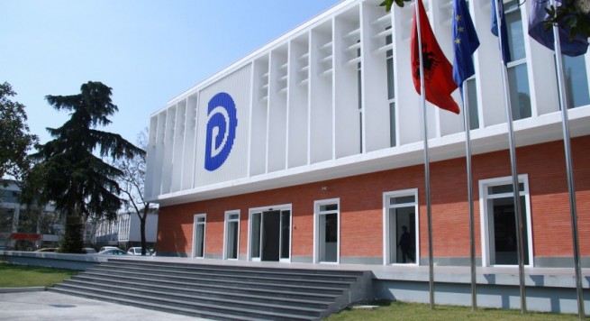 Koalicioni opozitar në një zë: I thamë “Po” paketës McAllister, ta pranojë dhe Rama