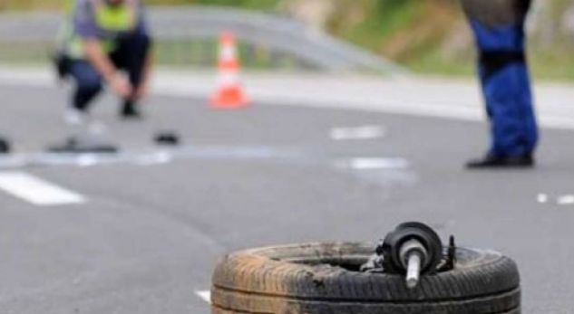 Kamioni përplas për vdekje një grua