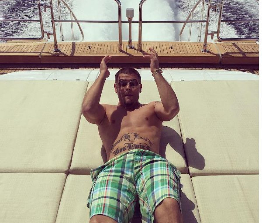 Noizy sfidohet hapur nga kjo femër (FOTO)