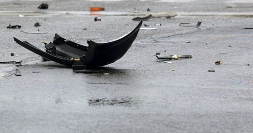 Humb kontrollin dhe përplaset me dy makina të parkuara, vdes i riu në Durrës