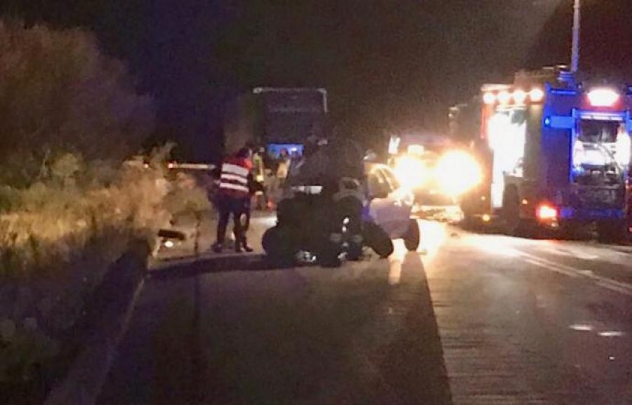 Aksident i rëndë, humb jetën një grua