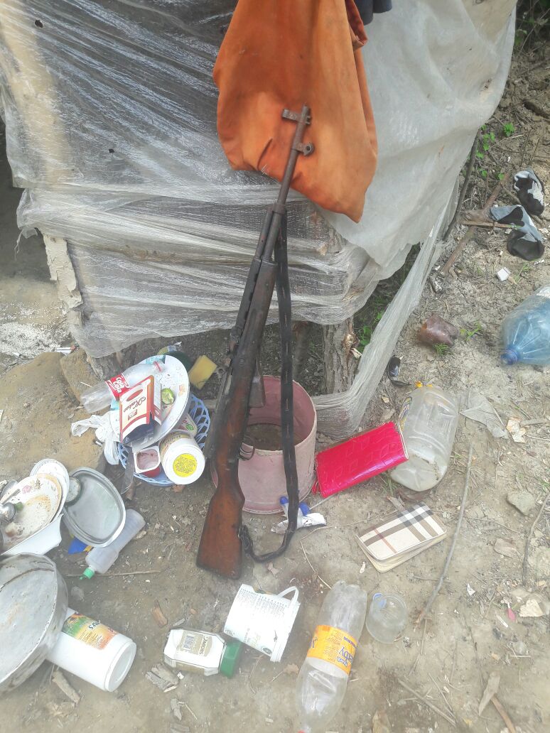 Drogë dhe armë, arrestohet i riu me precedentë penalë (FOTO, VIDEO)