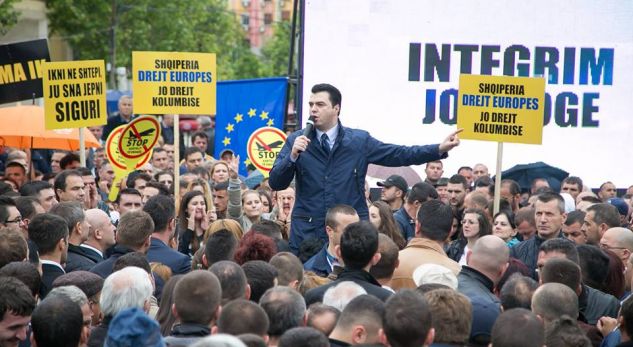 Zbulohet plani i opozitës për protestën e së shtunës