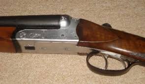 53-vjeçari plagos veten me çifte