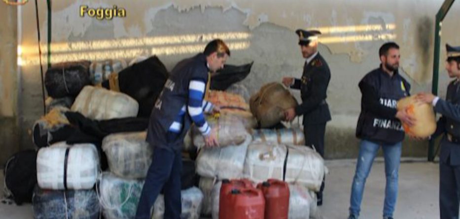 Bllokohet skafi me 2.2 ton drogë