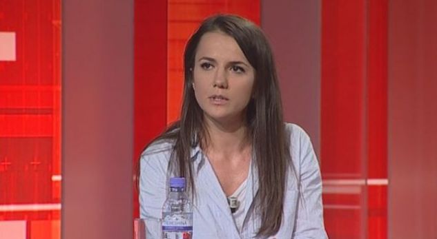 Vajza e Azem Hajdarit: Pse u largova nga Amerika dhe iu futa politikës