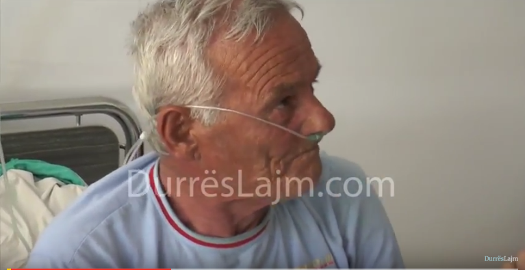 Mesazhi domethënës i një të moshuari nga Durrësi drejtuar të rinjve (VIDEO)