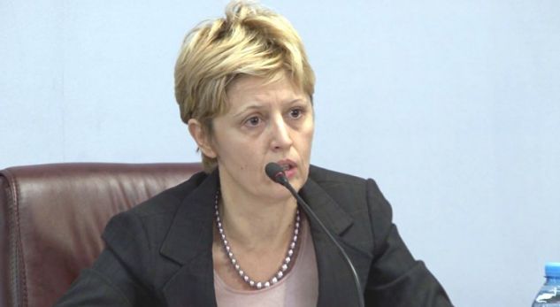 Sherr mes zv.ministres së Ramës dhe ministres së Bashës