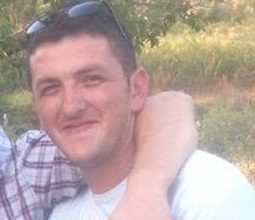 Kush ishte polici që vdiq në aksident pasi përfundoi shërbimin?