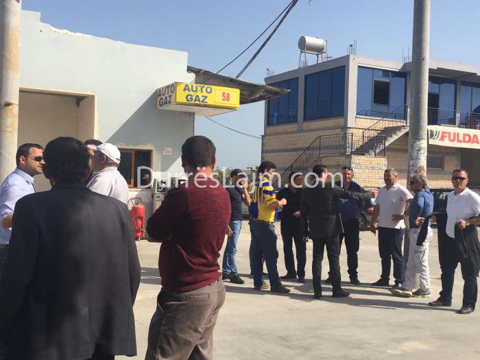 Protesta/ 2000 demokratë të Durrësit nisen drejt Tiranës (FOTO)