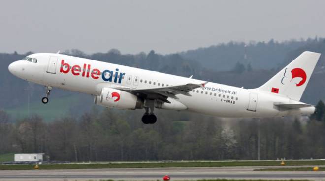 Udhëtonte me avion nga Shqipëria për në Itali pa paguar, ja sa gjobitet shqiptarja