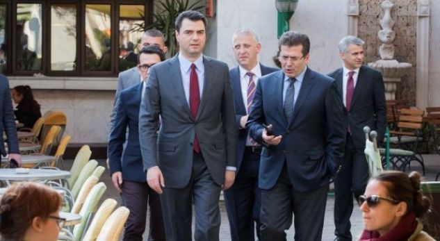 Agron Duka dhe Fatmir Mediu ftesë partive. Çfarë pritet të ndodhë në orën 20.00