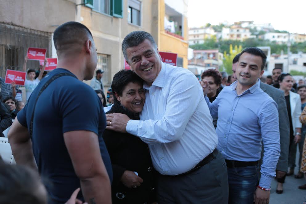 Koka: Shumë nga lagjet e Durrësit sot janë kthyer në fjetore të mëdha (FOTO)