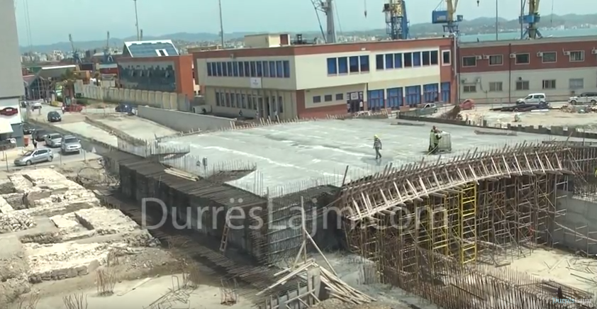 “Veliera”, ja çfarë po ndodh me sheshin para Torrës (VIDEO)