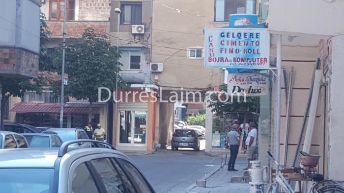 LAJM I FUNDIT/ Aksident në Durrës, plagosen dy persona (FOTO)