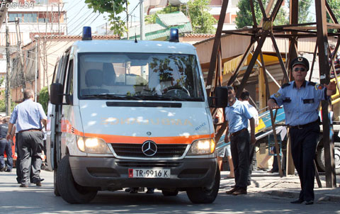 Të shtëna në mesnatë, plagoset i riu