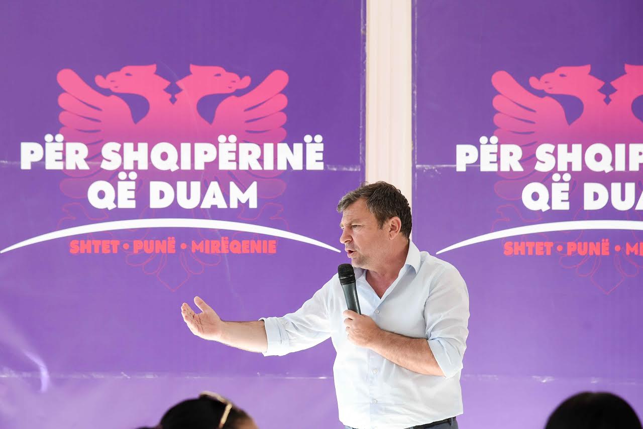 Dako: Vota për Edi Ramën, e vetmja rrugë për të bërë shtet