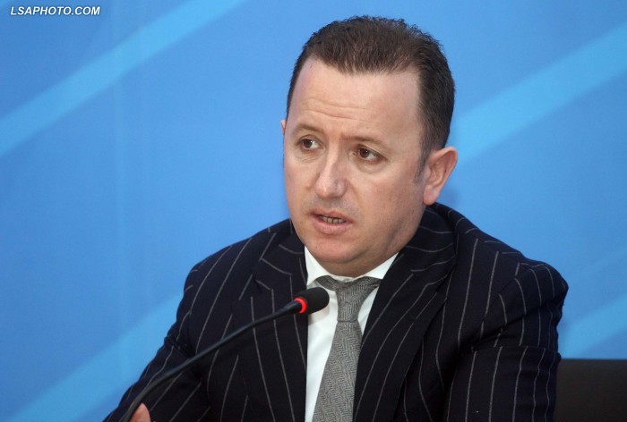 Ish-deputeti i Durrësit del në krah të Bashës