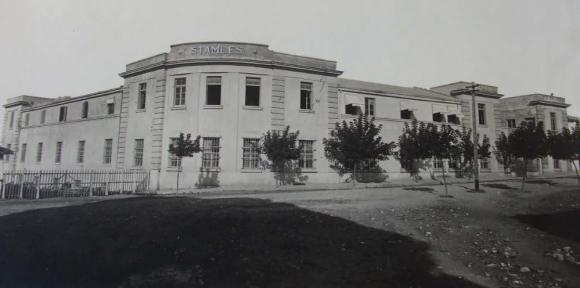 E RENDE/ Si e përdhunuan ushtarët, punëtoren e fabrikës së duhanit në Durrës (FOTO)