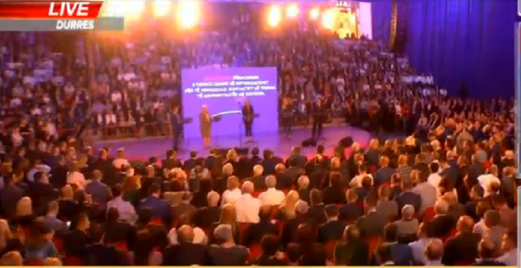 Fitoi bindshëm në qark, ku do të festojë PS e Durrësit