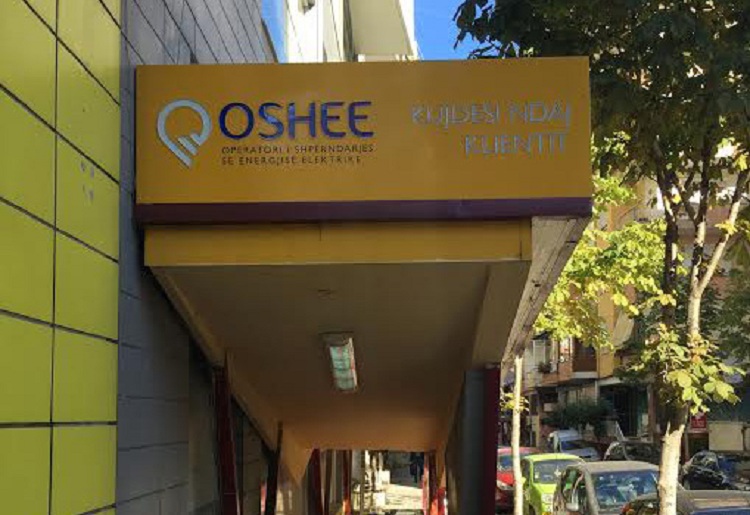 Morën pjesë në fushatë, pezullohen dy drejtues të OSHEE-së