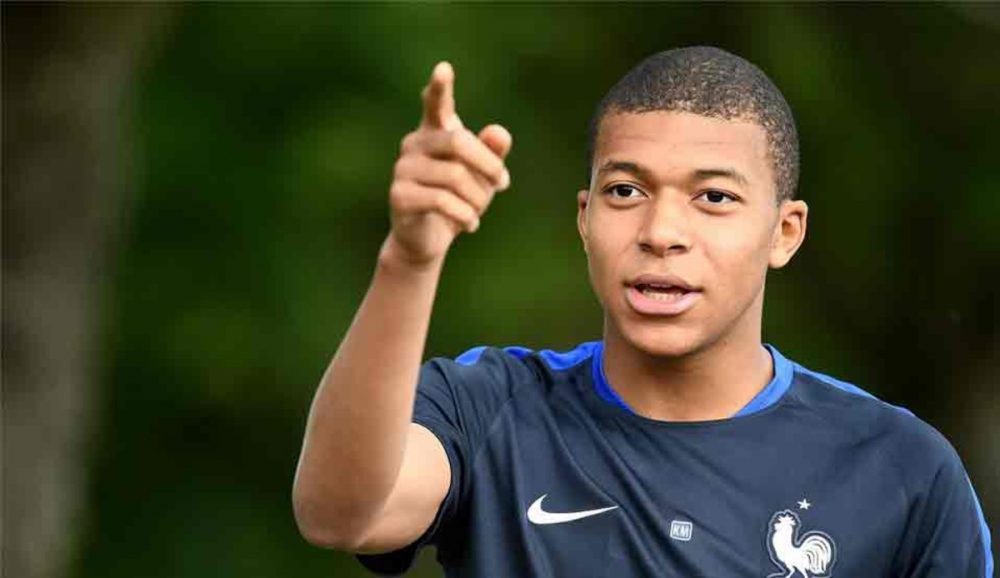 Real Madridi thyen merkaton, 135 milionë euro për Mbappé