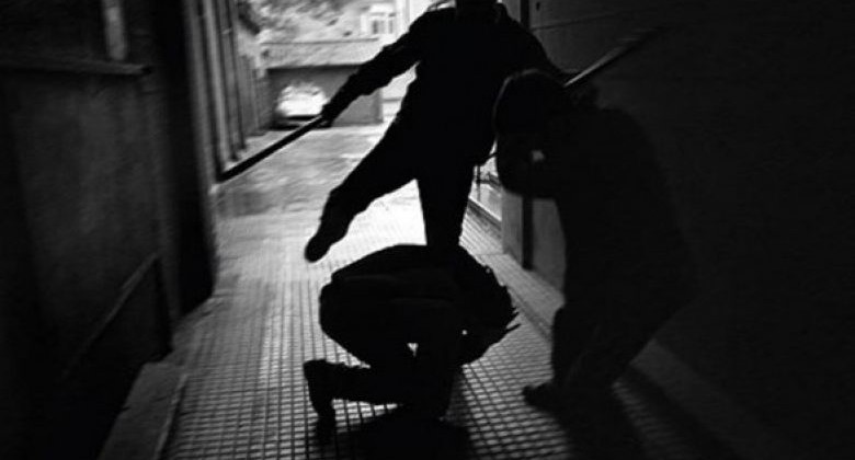 Rrahin vjehrrin e motrës, arrestohen 2 vëllezër