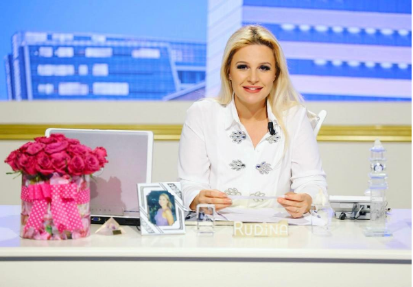 “As emrin s’ia kapërdij dot”, Rudina Magjistari shpërthen ndaj “Jeta osh qef” (FOTO)