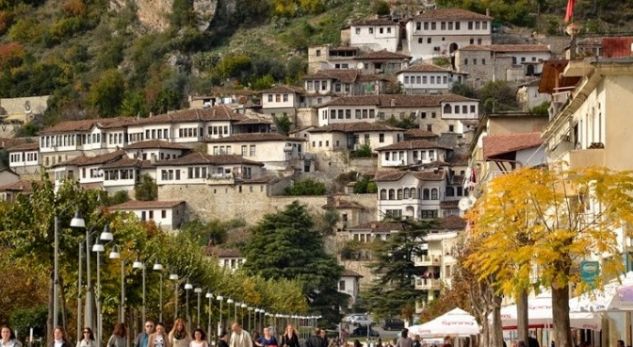 Kandidati i LSI vë alarmin për blerjen e votës, letër Lu-së, Llallës e Demirajt