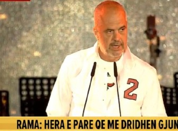 Rama tregon pikat e dobëta për sheshin “Skënderbej”: Nuk mbaja dot lotët (FOTO)