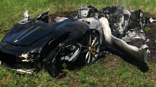 Shkatërroi Ferrarin e ëndrrave vetëm një orë pasi e kishte blerë