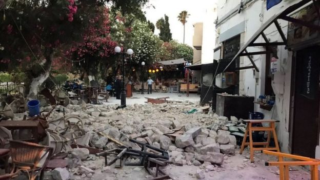 Tërmeti i fuqishëm godet Turqinë dhe ishujt e Greqisë, të vdekur e shumë të plagosur