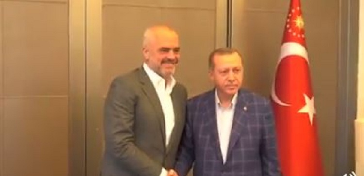 Rama 90 minuta takim me presidentin turk: Për çfarë biseduam me Erdogan