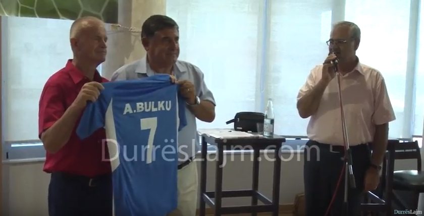 Agim Bulku “Mirënjohja e Qytetit të Durrësit”, ja çfarë thonë miqtë për të (VIDEO)