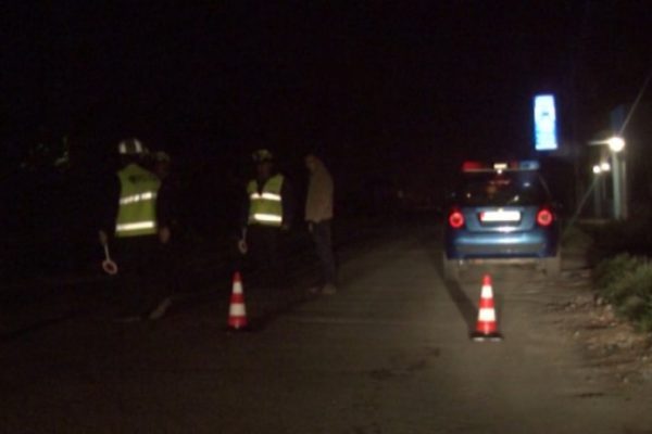 Çfarë kishte pakoja e dyshimtë pranë banesës së shijaksit në mes të natës