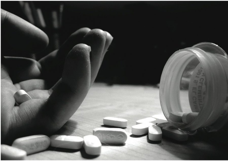 22-vjeçarja tenton t&#8217;i japë fund jetës