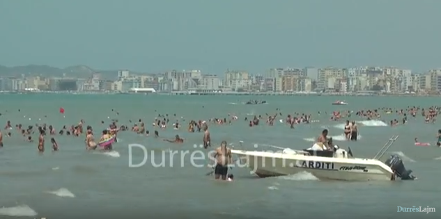 Mbytjet dhe incidentet në det, shefi i urgjencës së Durrësit: Çfarë duhet të keni parasysh (VIDEO)