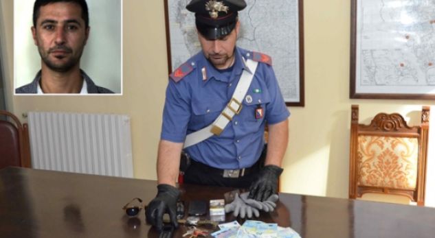 EMRI/ Megjithëse në arrest shtëpie, shqiptari nuk e harron zakonin e vjetër