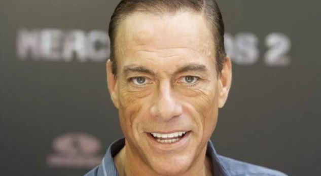 Gazetari i njohur shqiptar takohet me Jean Claude Van Damme (FOTO)