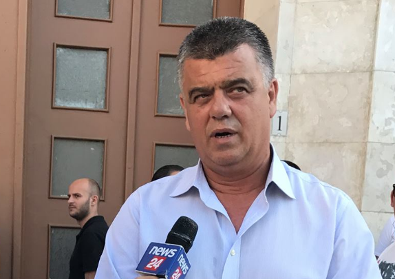A do ta çojë deri në fund mandatin e ministrit? Përgjigjet Lefter Koka