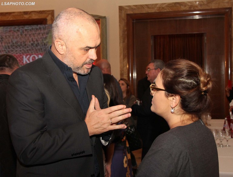 Rama kujton fabulën me bretkosën, ironizon LSI-në