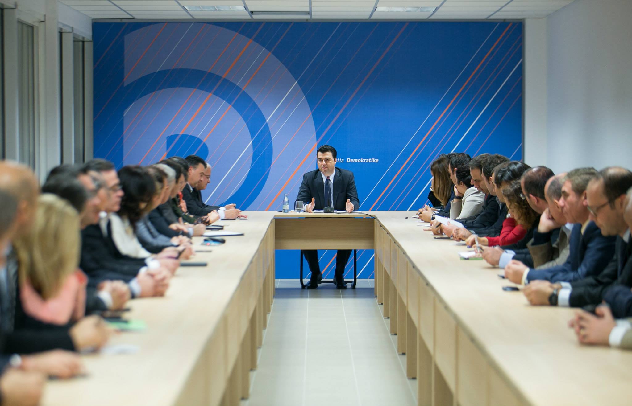 Rrëzohet kërkesa e grupit anti-Basha në Kryesinë e PD-së