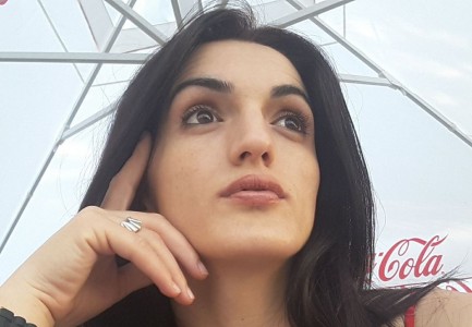 Kjo është 27-vjeçarja që u mbyt në det, hyri të shpëtonte kushërirën