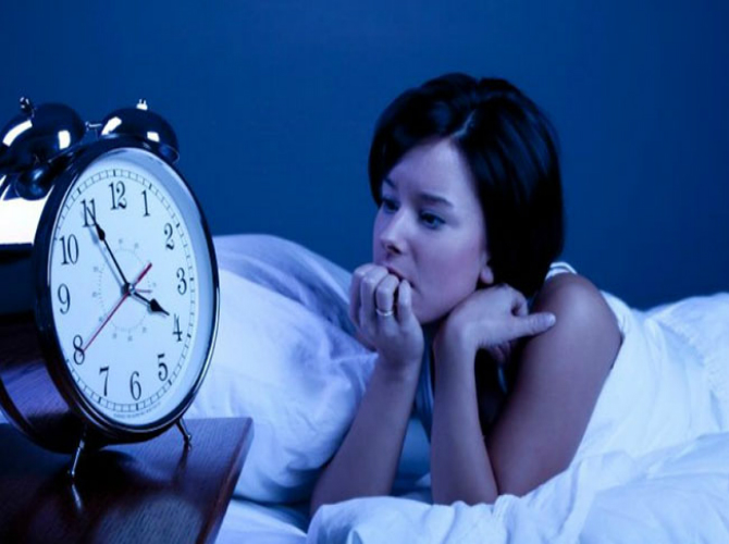 Çrregullimet e gjumit, sinjal alarmi për këto probleme shëndetësore