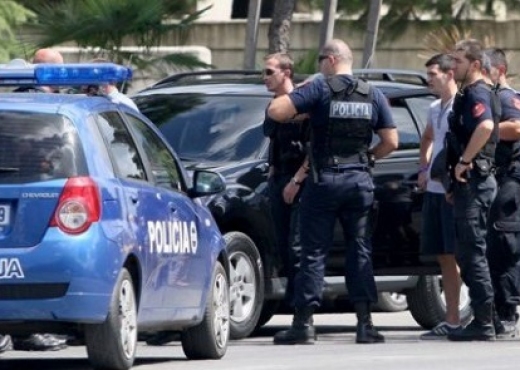 Shijak, “boksieri” grushton 55-vjeçarin në lagjen Kodër