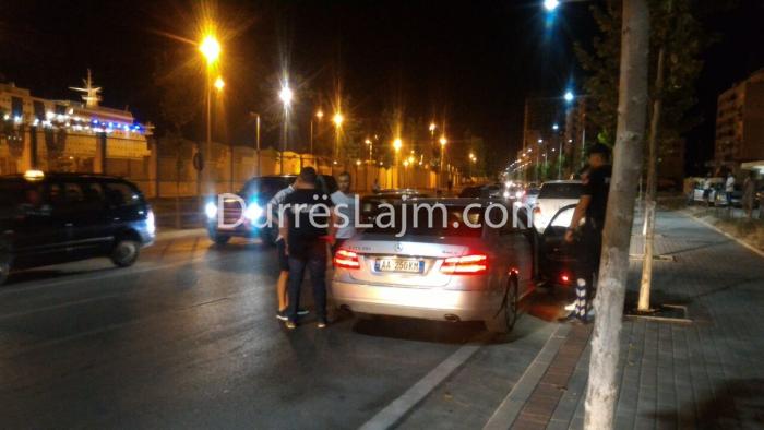 Po ndodh tani! Policia, kontrolle të përforcuara në Durrës (FOTO & VIDEO)