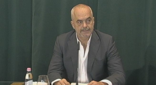 Rama mesazh Metës: Kthjellohu si President sa nuk është vonë