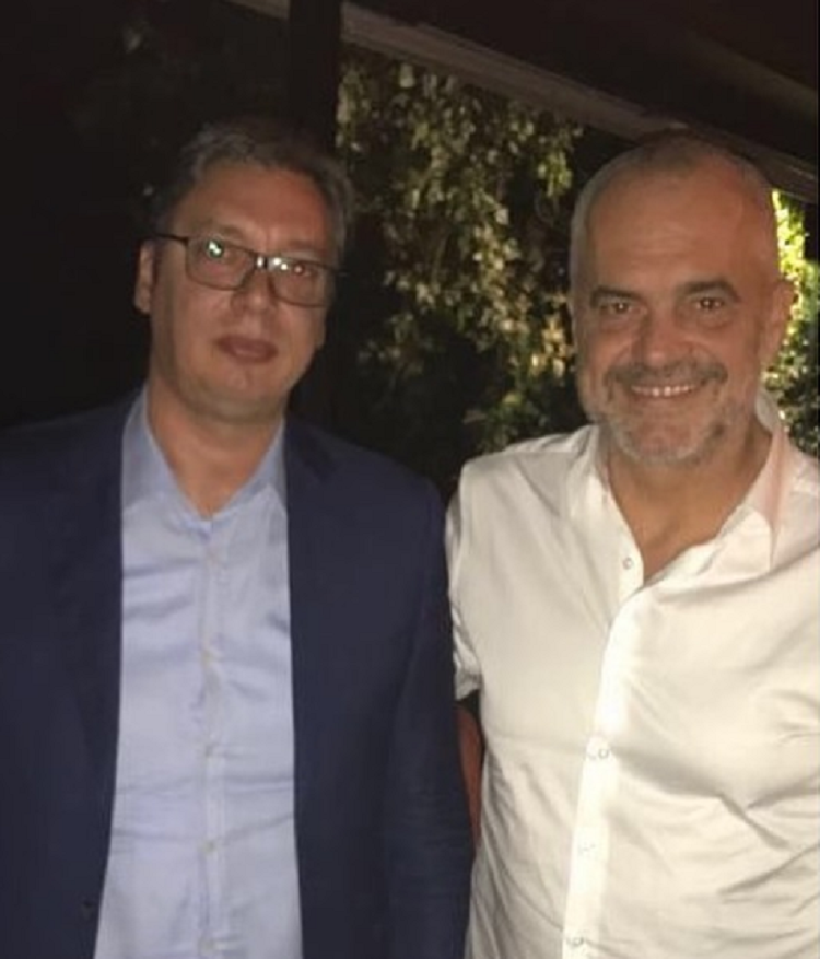 Rama e kaloi natën me Vuçiçin në një resort në Stamboll (FOTO)